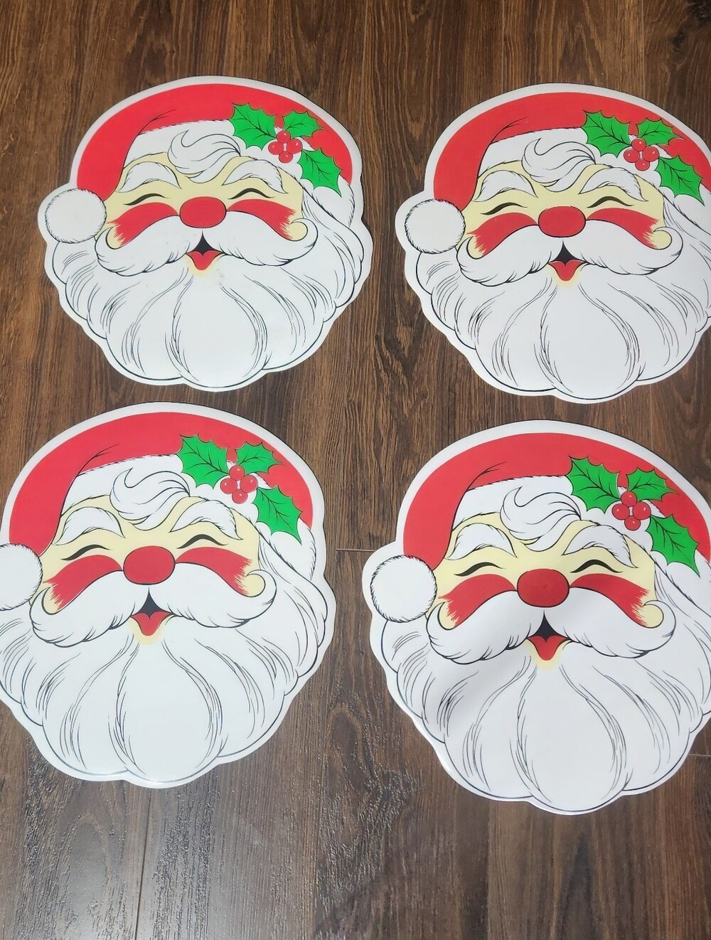 Vintage Santa Face Placemat Set - Red & White Holiday Décor (4)